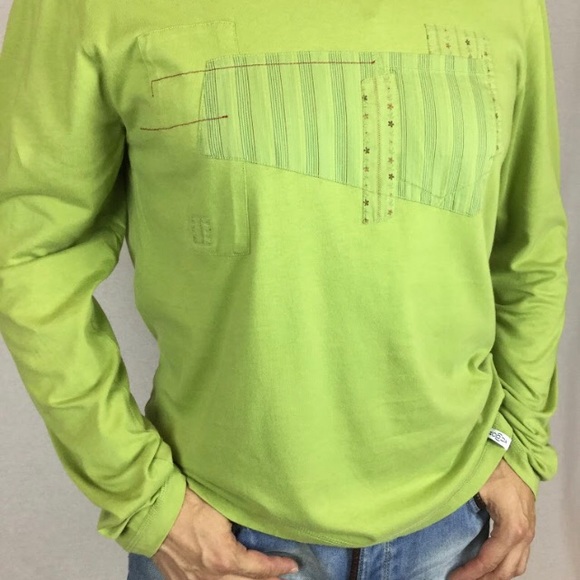 Incredible Produx Brand crew neck light green long sleeved designer's top - Picture 1 of 7